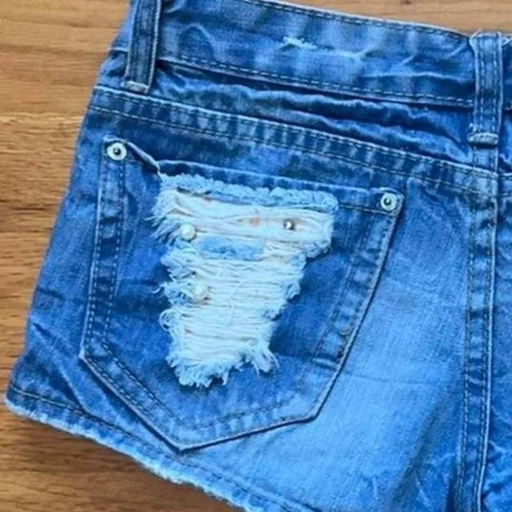 2000s Low Rise Medium Wash Distressed Micro Mini Shorts Size XS/S Preppy Summer - Picture 5 of 6